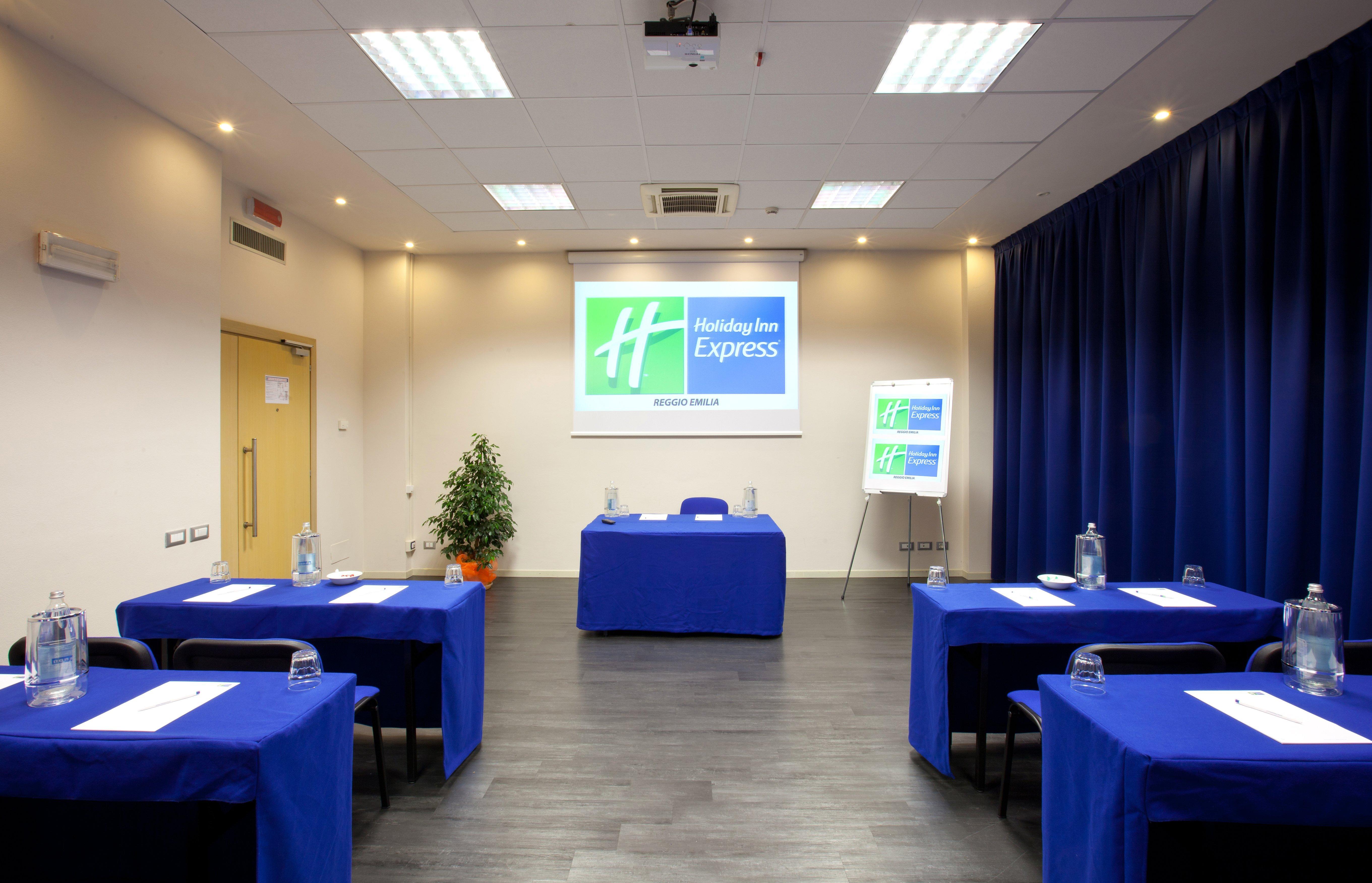 Holiday Inn Express Reggio Emilia By Ihg Zewnętrze zdjęcie