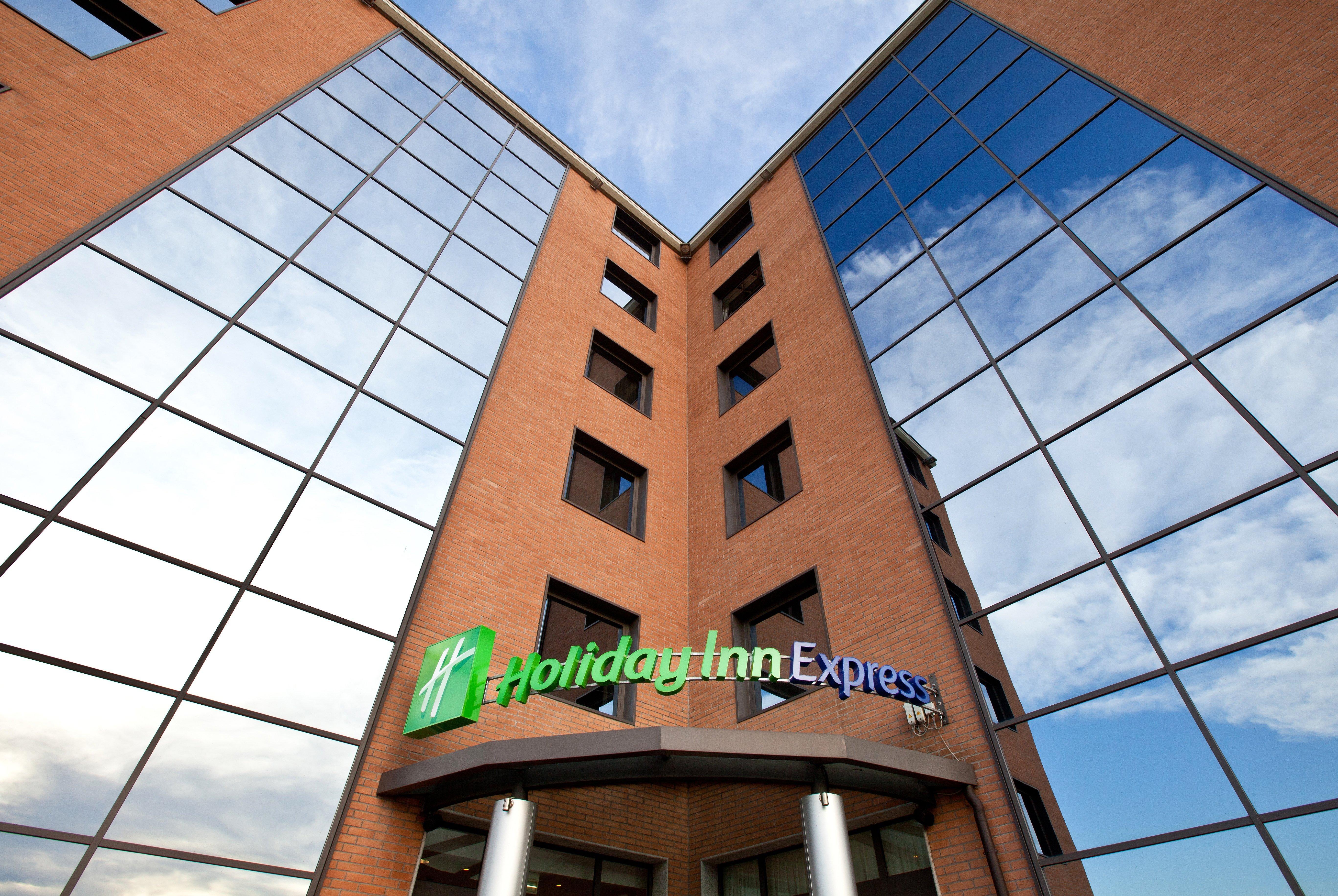 Holiday Inn Express Reggio Emilia By Ihg Zewnętrze zdjęcie