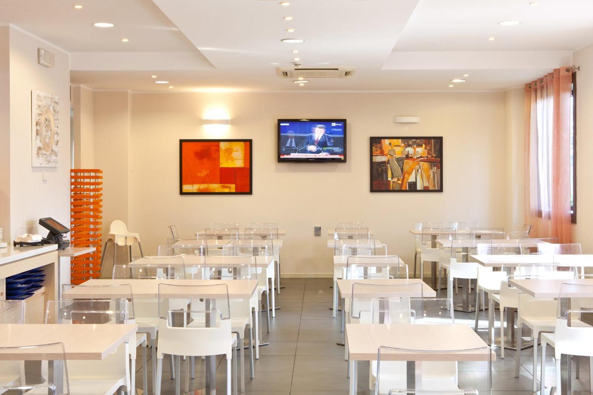 Holiday Inn Express Reggio Emilia By Ihg Zewnętrze zdjęcie