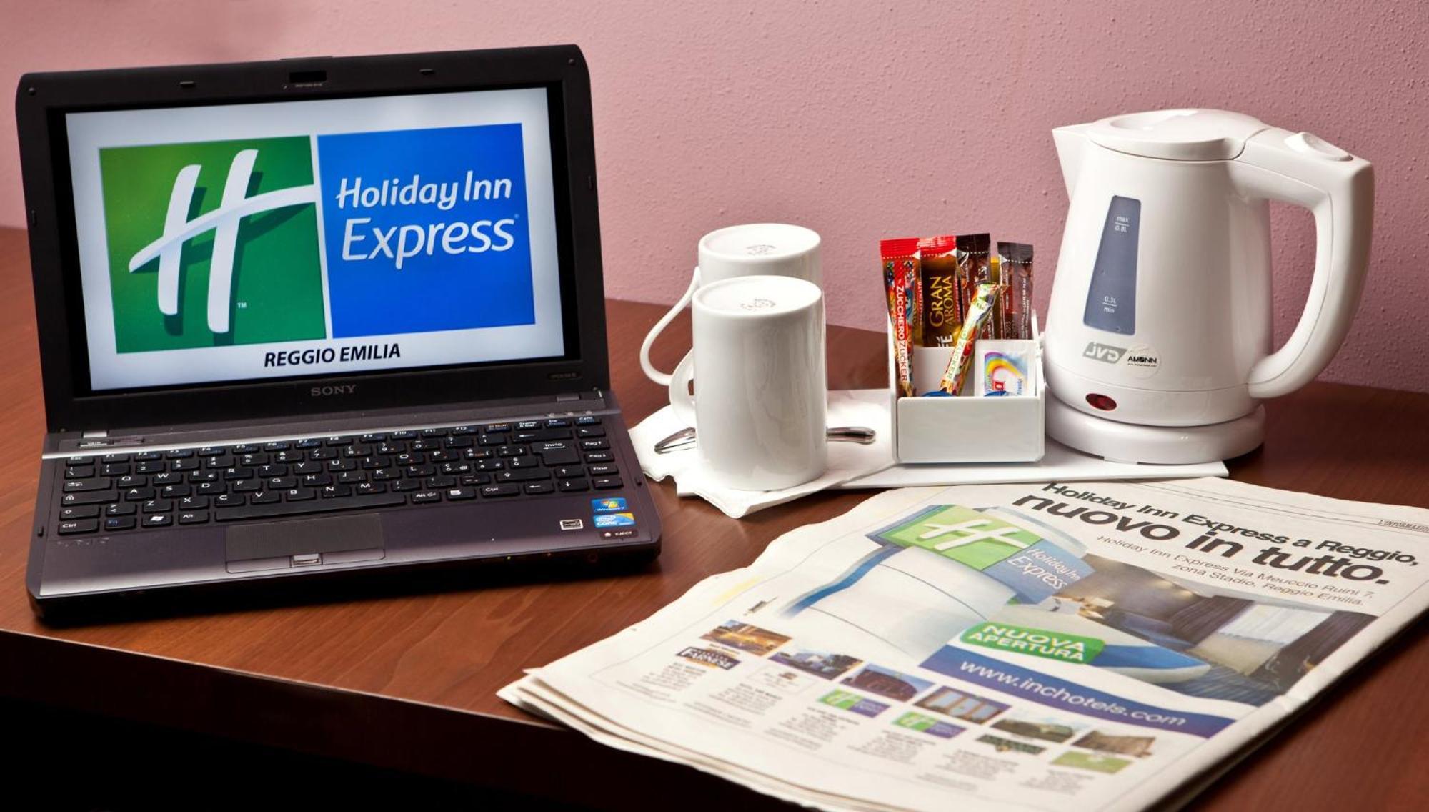 Holiday Inn Express Reggio Emilia By Ihg Zewnętrze zdjęcie